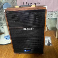 Cần bán loa kéo BT Q12 - Loa mới tinh, full đầy đủ 2 mic