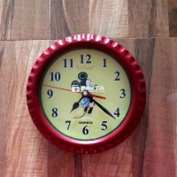 Đồng hồ treo tường ngang 20cm màu đỏ sang trọng  