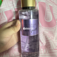 Bodymist hoa đào Victoria Secret Love Spell