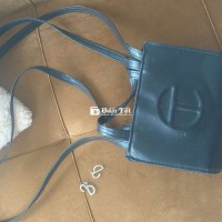 Dư Dùng Túi Xách Đen Form Đơn Giản - Mix Đủ Phong Cách  