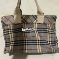 Túi Burberry Auth cond 8.5 không lỗi