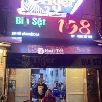 Tuyển Phụ Bếp Nam, Phục Vụ Nam  