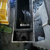 Bán Chậu Cây Giá Rẻ - Tặng Kèm Thép Quấn Cây và Thau Trồng Cây  