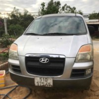 HYUNDAI TÀI VAN 6 NGƯỜI 800 KÝ  