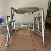 Ba ga xe máy còn mới  