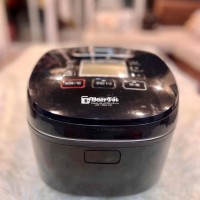Nồi cơm Panasonic SR-HBA101 2021 - Còn mới 95%!