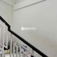 Cần Nam Nhân Viên Bán Quần Áo Có Kinh Nghiệm  