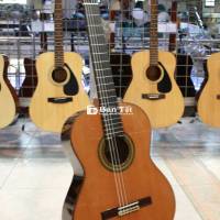 Guitar Classic Alhambra 7C đẳng cấp, giá siêu mềm
