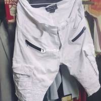 🇱🇷Bleecker & Mercer Ripped Shorts White quá mới