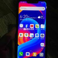 huawei nova 3i hơi xước,đẹp như mới