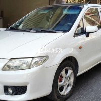 Mazda Premacy 2002 - 21,000 km - Xe đẹp, nguyên bản, nội thất sạch sẽ  