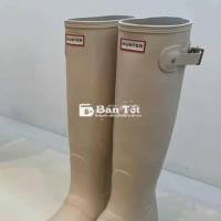 Boot Hunter Màu Trắng Size 38 - Cần Pass Lại Do Vợ Không Ưng ý  