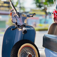 Vespa cổ Super 150 biển số định danh