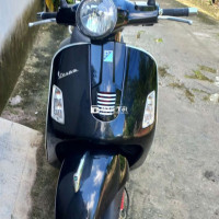 BÁN XE VESPA GTS NHẬP Ý - CÒN MỚI 95%