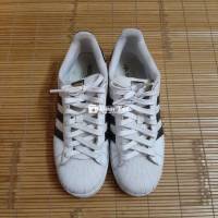 Giày ADIDAS bền đẹp  