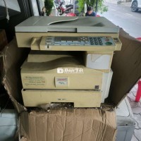 Cần bán lại máy in như hình cho ai cần  