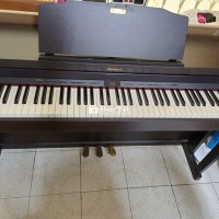 Đàn Piano Điện Roland HP504 Like New - Giá Hợp Lý!