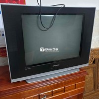 Cần bán tivi cho người có nhu cầu sử dụng  