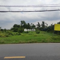 Cần bán đất 600m2 mặt tiền đường 18m, ngay Becamex, sổ hồng riêng