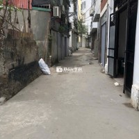 BÁN ĐẤT TẶNG NHÀ CẤP 4 - HẺM Ô TÔ QUAY ĐẦU