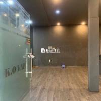 Mặt bằng góc 2 mặt tiền, 72m2, gần Bàu Cát, kinh doanh tự do, giá 18 triệu.
