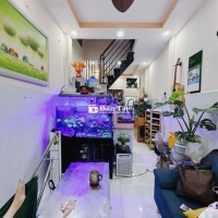 Bán nhà 2 lầu Xóm Chiếu, Q4: 62m2, hẻm 1 xẹt, thu nhập 20tr/tháng, giá 4.299 tỷ

