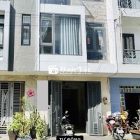 Cho Thuê Văn Phòng Quận Tân Bình - Khu VIP Yên Tĩnh