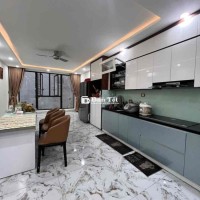 Nhà xây mới, thiết kế hiện đại, full tiện ích, giá tốt!