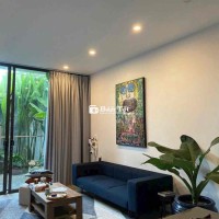 Cho thuê nhà mặt tiền đường khu Nam Việt Á