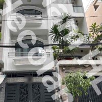 🔥🏡NHÀ MẶT TIỀN 70m2 Q1 - GIÁ CHỈ 11 TỶ NHỈNH!