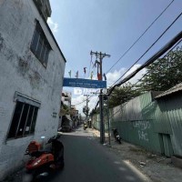 Cần bán nhà đẹp, vị trí đắc địa - Nguyễn Văn Quỳ, Quận 7