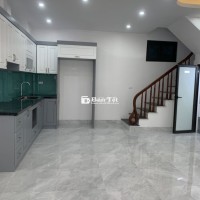 Cần bán nhà đẹp 4 tầng, vị trí đắc địa gần KĐT Hinode Royal Park!