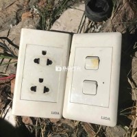 Tất cả tháo công trình còn xài tốt, không bể vỡ, bao test giá 150k/10 cái. Giá tốt cho ai lấy số lượng!  