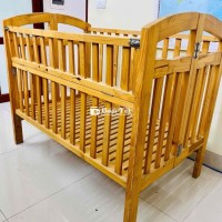 Thanh lý cũi gỗ cho bé