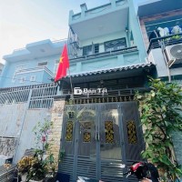 SANG NHƯỢNG NHÀ 2 TẦNG HẺM XE HƠI - BÌNH THỌ