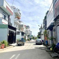Nhà 4x17m Vuông Quận 9 - 5.2 tỷ (TL)