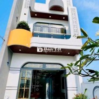 Nhà mới thiết kế hiện đại 1 trệt 1 lầu