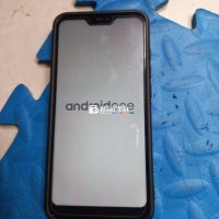 Xiaomi Mi A2 Lite 32GB Cũ Giá Rẻ -  Dành Cho Ông Bà, Bố Mẹ