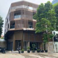 ## Cho Thuê Nhà Mặt Tiền Ngã Tư Hai Bà Trưng - Lý Tự Trọng, Quận 1