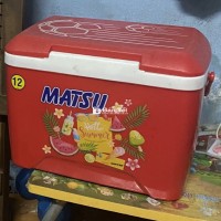 Thùng đá 12 lít còn khá mới