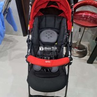 Thanh lý Xe Đẩy Em Bé Aprica Luxuna Auto 4cas