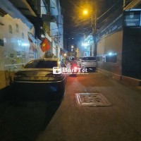 Cần bán nhà Tân Phú giá nhỉnh 7 tỷ - hiếm có khó tìm!
