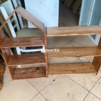 Kệ Sách Gỗ Tự Nhiên - Mới 95% - Giá 400k  