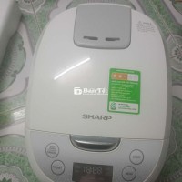 Nồi cơm điện tử Sharp 1.8l