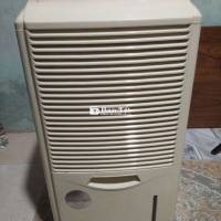 Máy Khử Ẩm Edlson Mỹ Xài Vài Lần Còn Rất Mới  