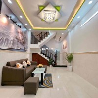 Cần bán nhà 2 tầng mới đẹp, gần Aeon Mall Tân Phú