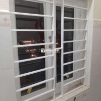 Tuyển Thợ Nhôm - Sắt Và Học Việc  
