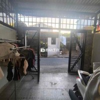 Cần bán nhà kiên cố 2 phòng ngủ, giá nhỉnh 3 tỷ - Quận 9