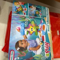 Đồ chơi cho bé tập đứng