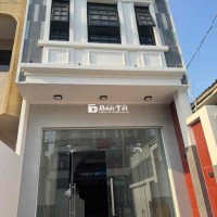 CHỢ HIỆP BÌNH: NHÀ 4x19M, SÂN ĐẬU Ô TÔ, GIÁ TỐT!